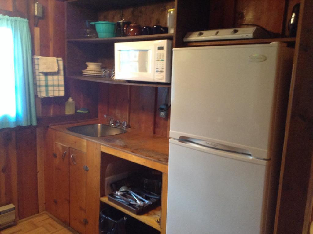Addison'S Bungalows Brisco Room photo